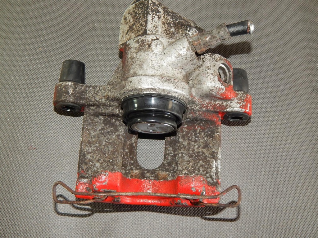 фото №2, Ford focus ii супорт лівий задня