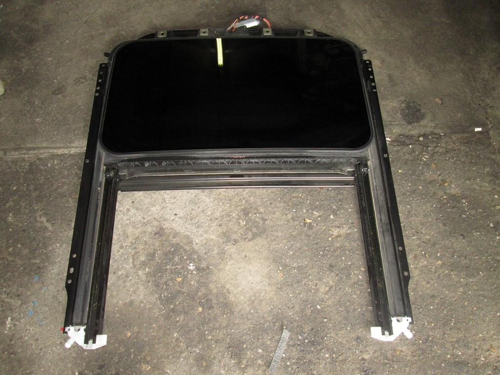 Купити Люк porsche cayenne 09r