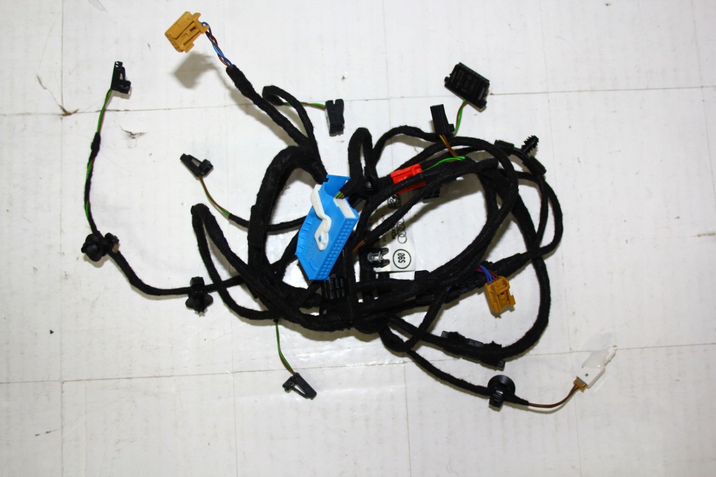 фото №1, Джгут двері перед правий vw audi q7 4m0971036me