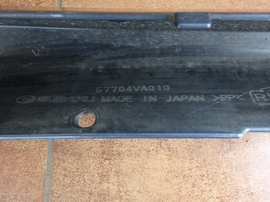 фото №9, Subaru levorg 2015 2016- 15 бампер передній решітка