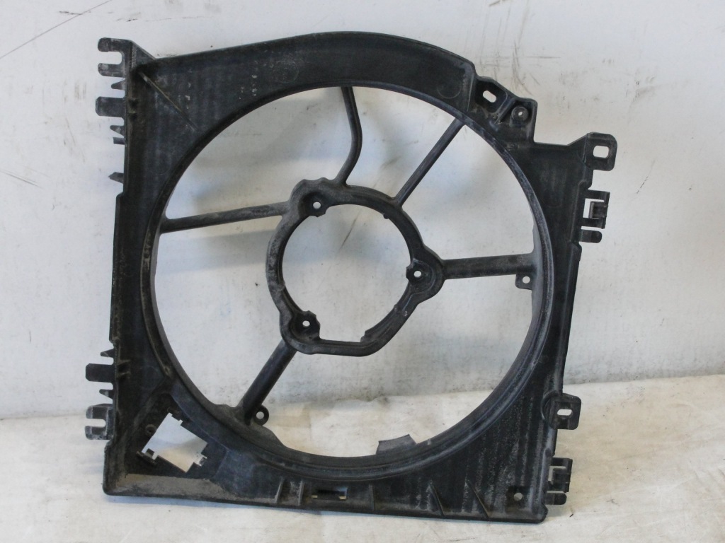 фото №1, Корпус вентилятор renault clio iii modus