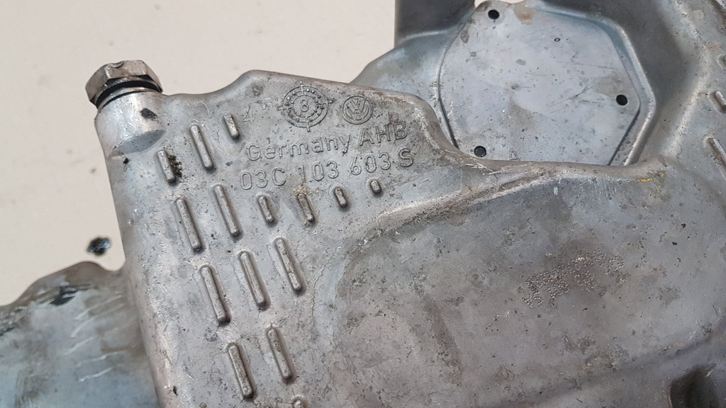 фото №4, Vw golf v 1.6 fsi піддон масляна 03c103603s