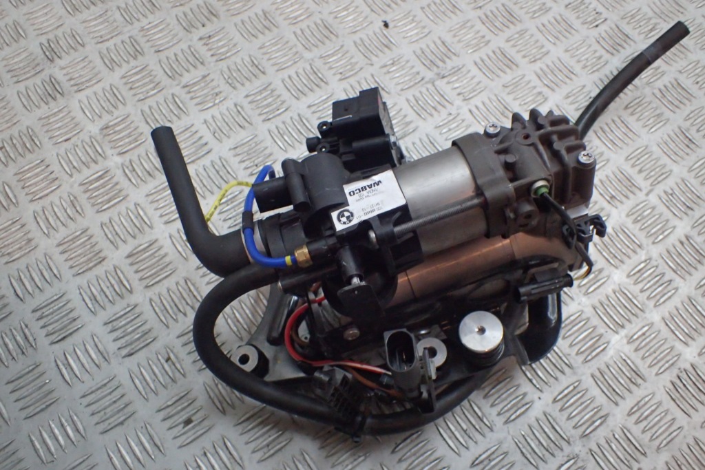 фото №1, Bmw 7 g11 g12 насос компрессор подвеска 94127-10