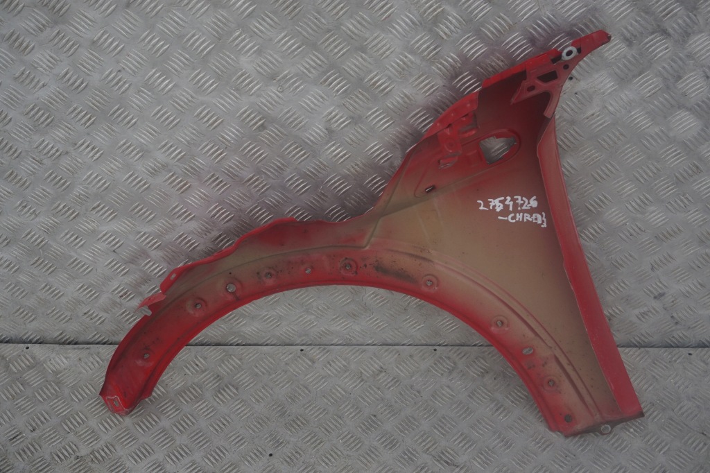 Mini cooper r56 крыло  правый  chili red 851 Киев