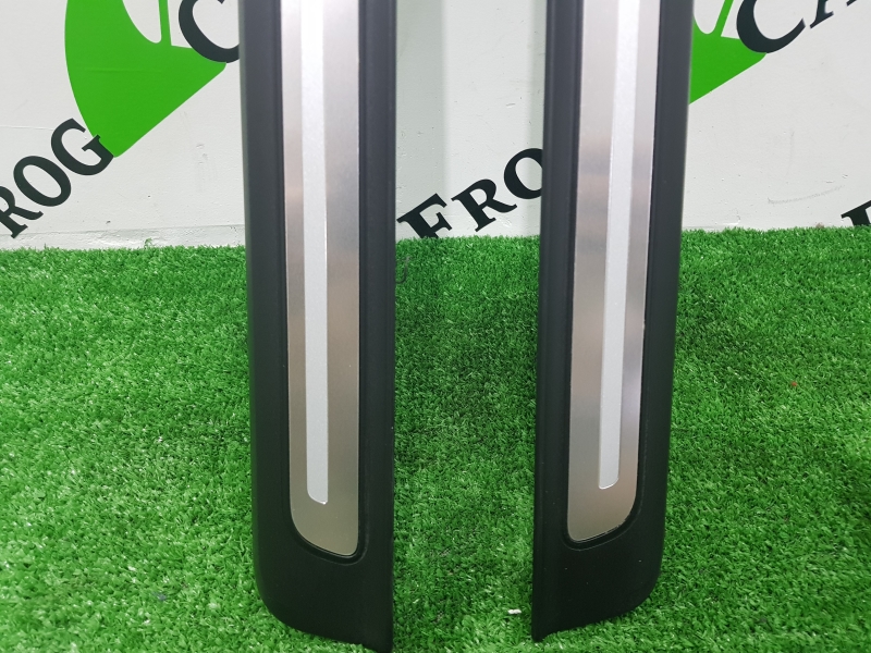 фото №10, Audi tt 8s накладки пороговые s line 8s0853491 / 8s0853492