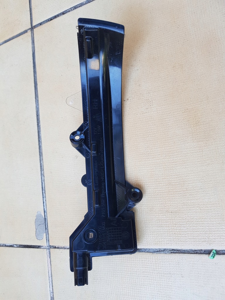 фото №3, Поворотник зеркало suzuki sx4 s-cross правый