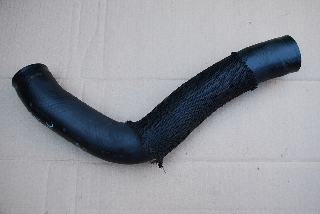 фото №1, Mazda 5 2.0td rf7 08-10 труба повітря шланг