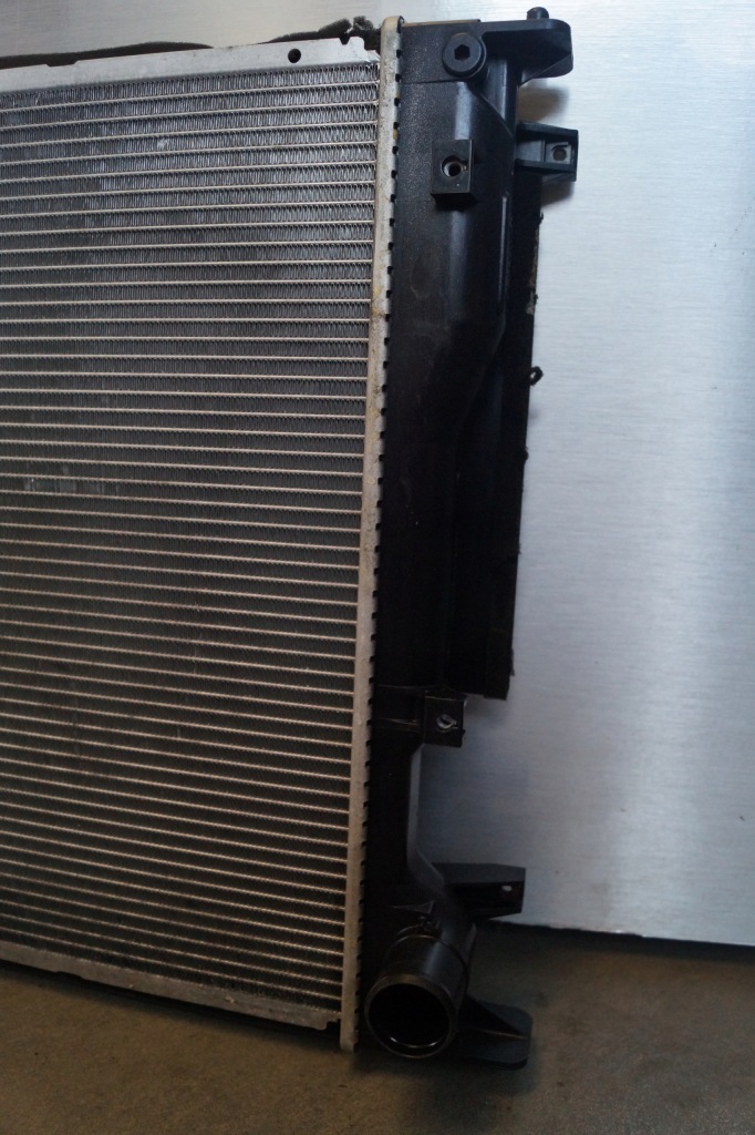 Радіатор cieszy lexus 2 Доставка