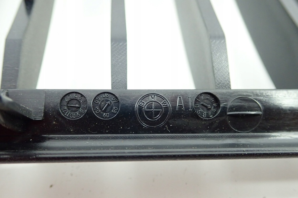 фото №16, Решётка радиатора bmw 3 e90 7120007 2.0l дизель 2007