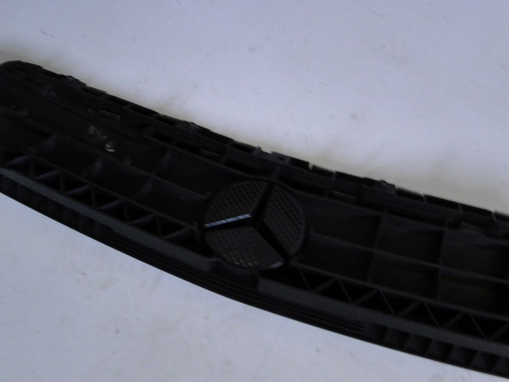 Mercedes a klasa w168 решітка радіатора решітка радіатора чорний хром Недорого