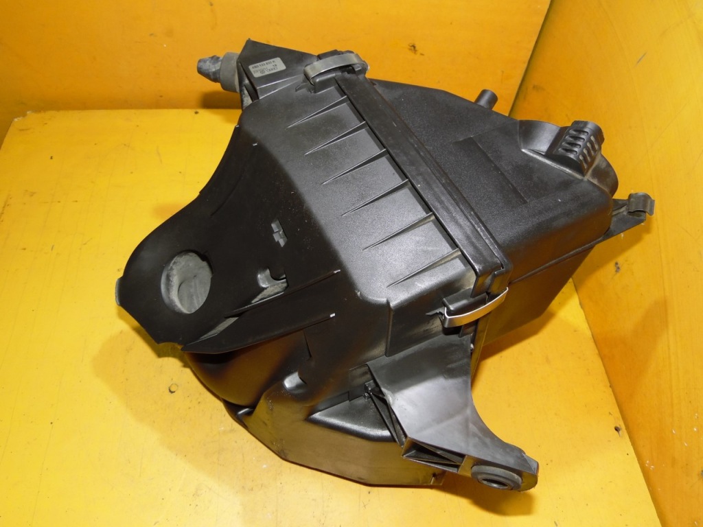 фото №4, Корпус фільтра повітря a6 c5 4b0133835k