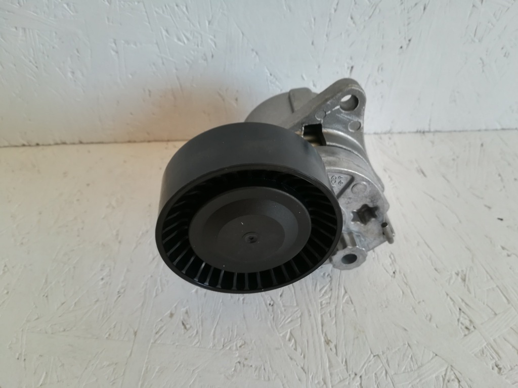 Mercedes sprinter vito 2.2 2.7 cdi натяжитель ремень Доставка